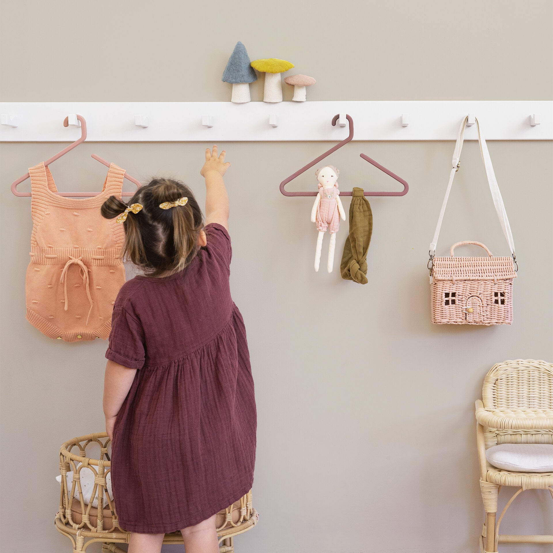 Stash Silicone Mini Coat Hanger