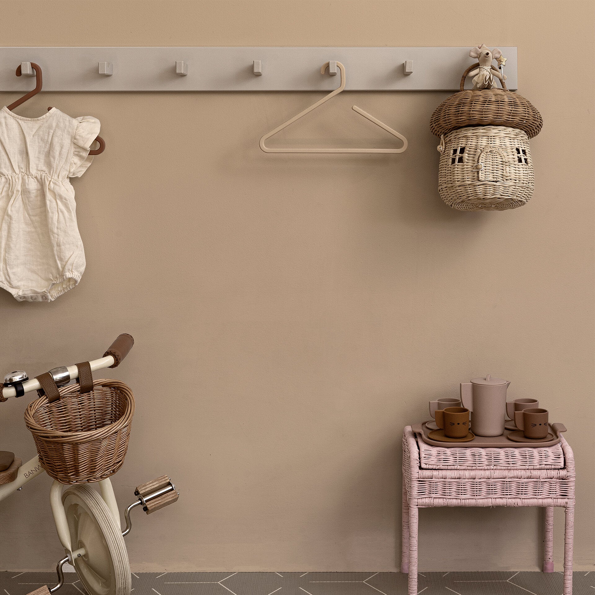 Stash Silicone Mini Coat Hanger